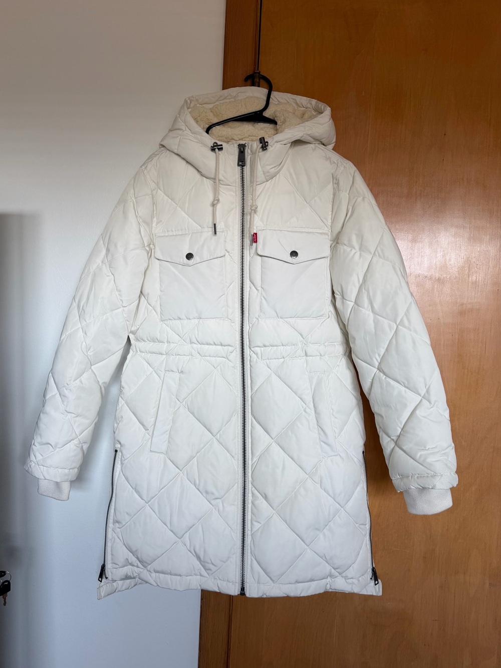 Women’s Levi White Quilted Hooded Winter Coat